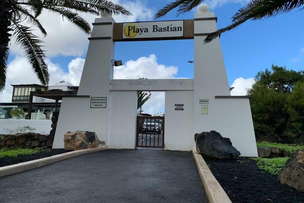 Apartamento Bastian Casas Verdes Costa Teguise Exterior photo