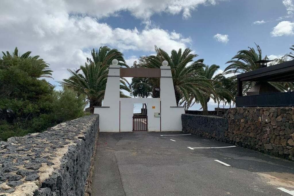 Apartamento Bastian Casas Verdes Costa Teguise Exterior photo