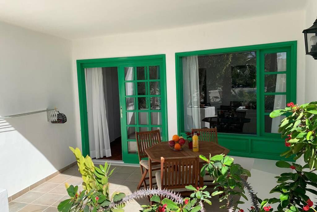 Apartamento Bastian Casas Verdes Apartment Costa Teguise Exterior photo